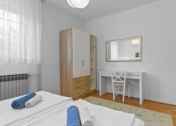 Apartment Petrinic-sea View & Pool By Guide *